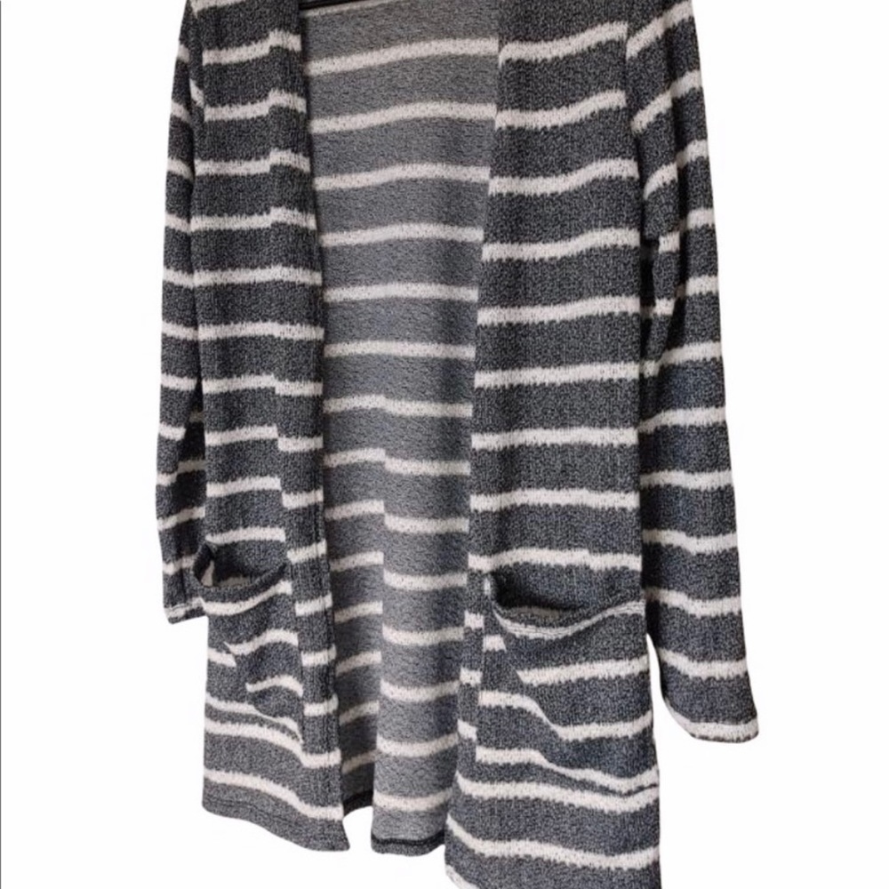 New Womens Cardigan - Picture 5 of 5